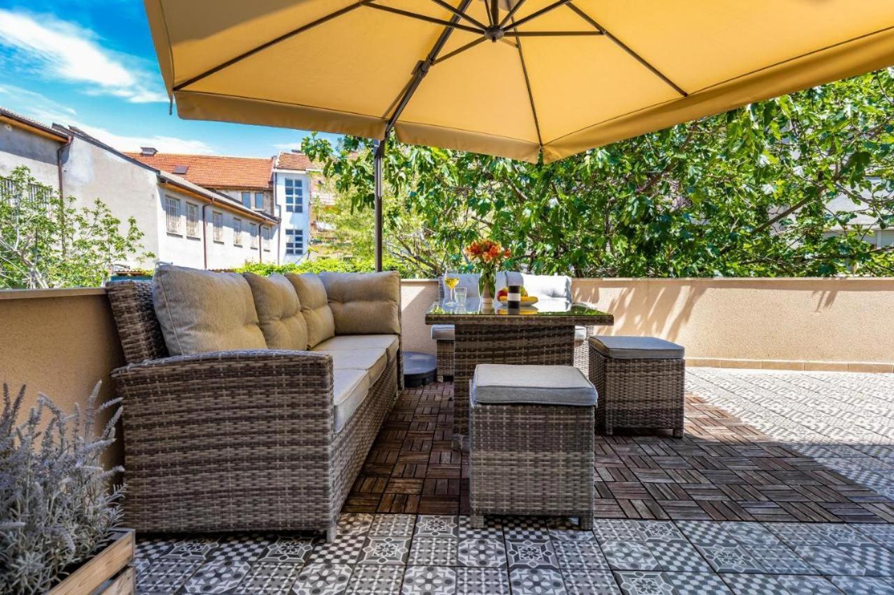 Top Centre Plovdiv Apt. With Parking For 4 Guests Екстериор снимка