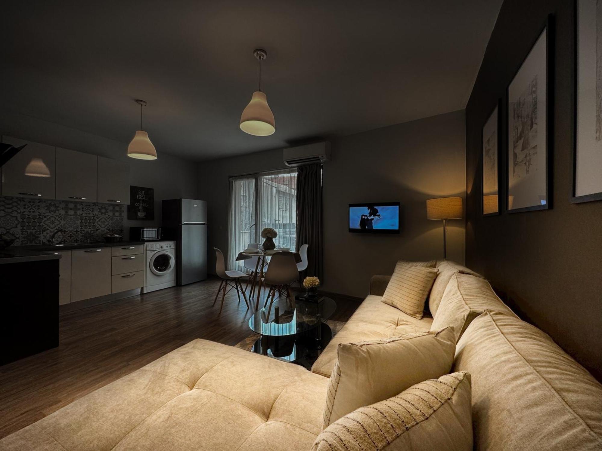 Top Centre Plovdiv Apt. With Parking For 4 Guests Екстериор снимка